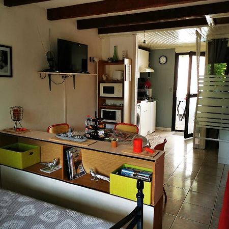 Villa Studio très agréable totalement indépendant dans maison avec cour sans vis à vis à Vittel Extérieur photo