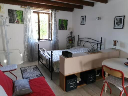 Villa Studio très agréable totalement indépendant dans maison avec cour sans vis à vis à Vittel Extérieur photo