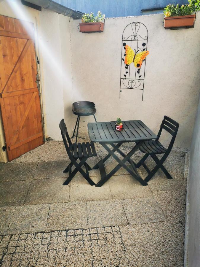 Villa Studio très agréable totalement indépendant dans maison avec cour sans vis à vis à Vittel Extérieur photo